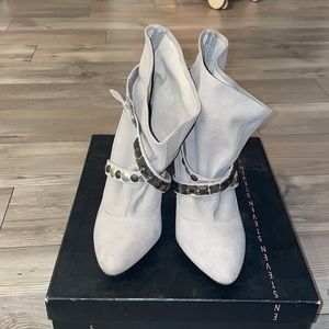 Womens Grinnd khaki suede bootie